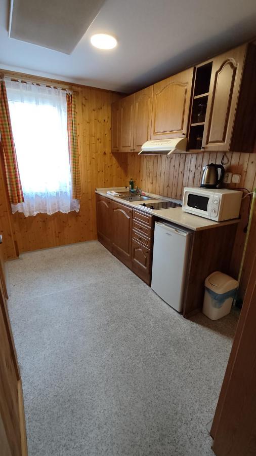Penzion Apartmany Aninka Mariánská Exteriör bild