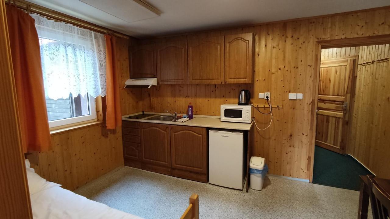 Penzion Apartmany Aninka Mariánská Exteriör bild