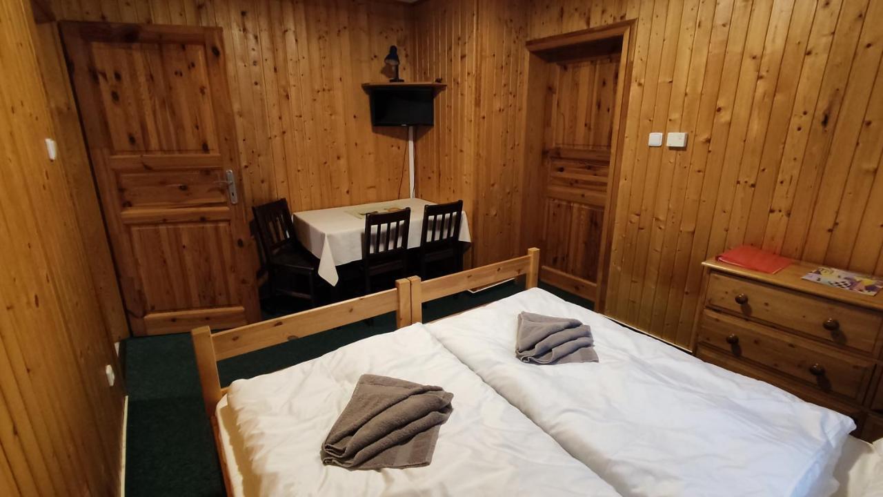 Penzion Apartmany Aninka Mariánská Exteriör bild